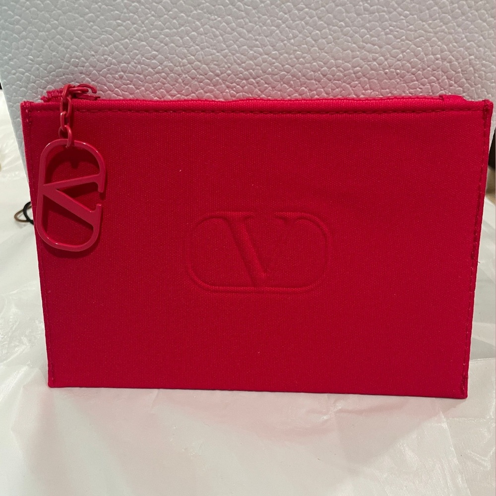 Makeup bag